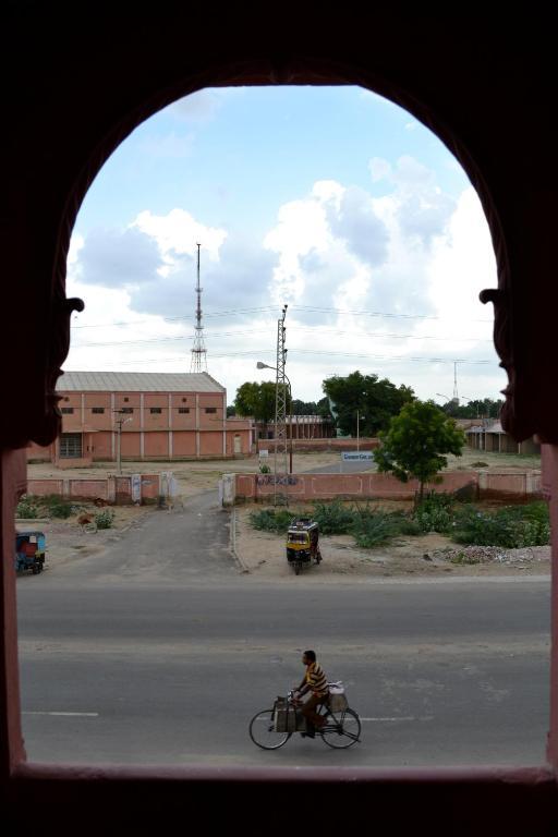 Hotel Desert Winds Bikaner Dış mekan fotoğraf