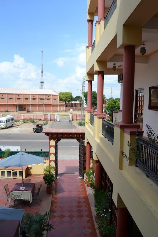 Hotel Desert Winds Bikaner Dış mekan fotoğraf